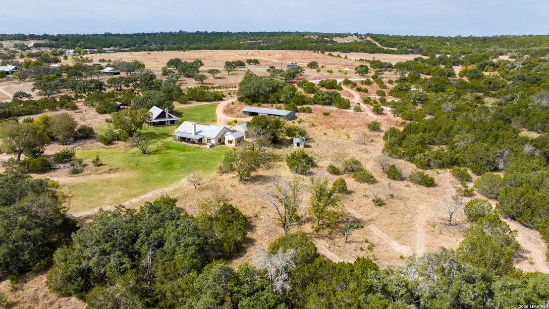 Photo of 957 Cedar Hills