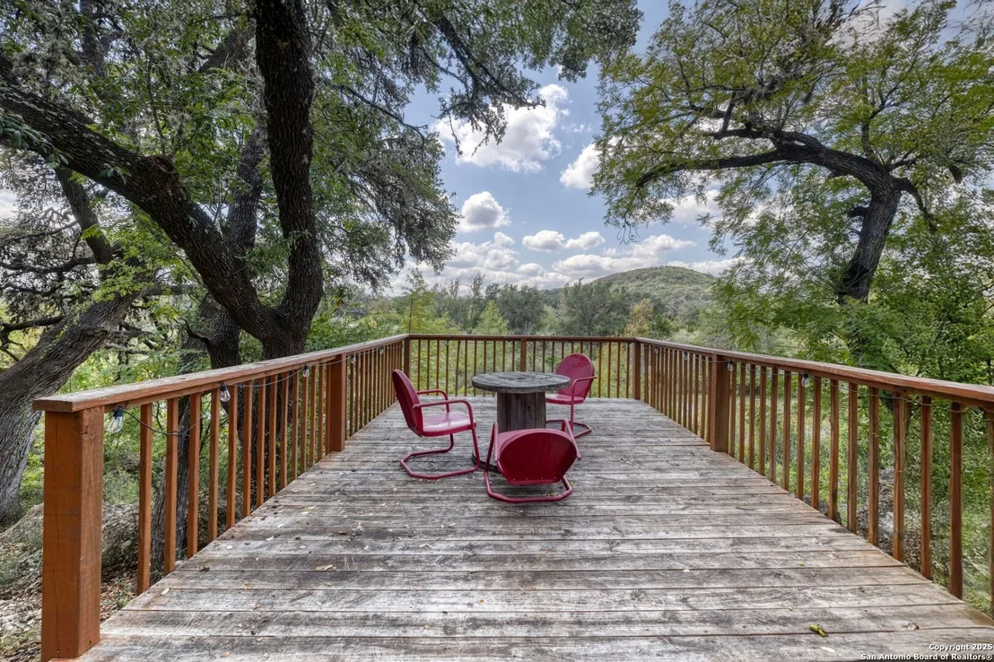 Photo of 394 Squirrel Bend