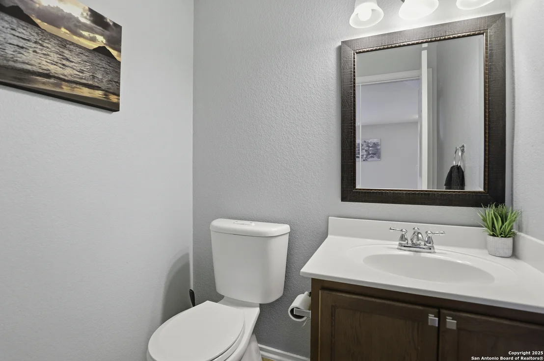 Photo of 11047 Barclay Point