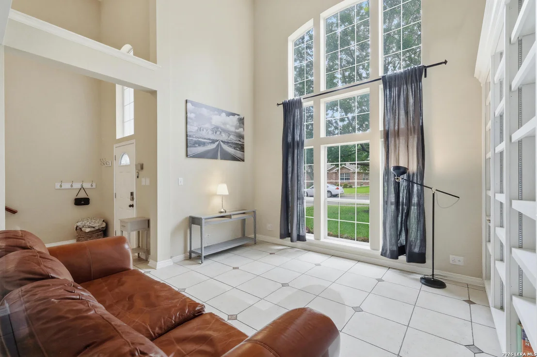 Photo of 8839 Brae Crest