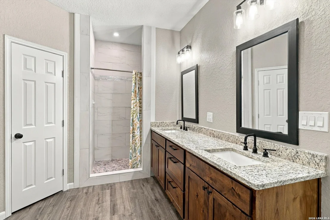 Photo of 39 Eaglerock