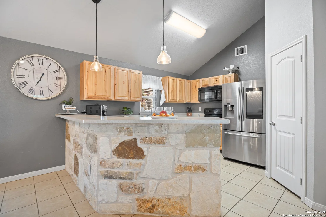Photo of 1376 Hedgestone