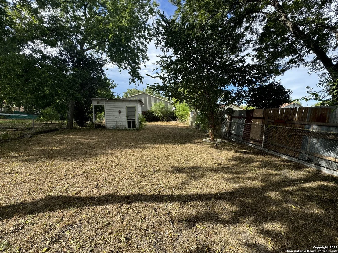 Photo of 527 sharmain PL