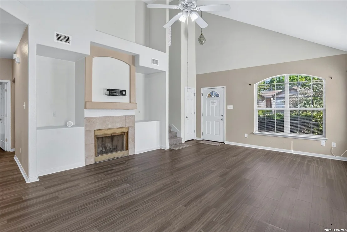 Photo of 5386 Chestnut View