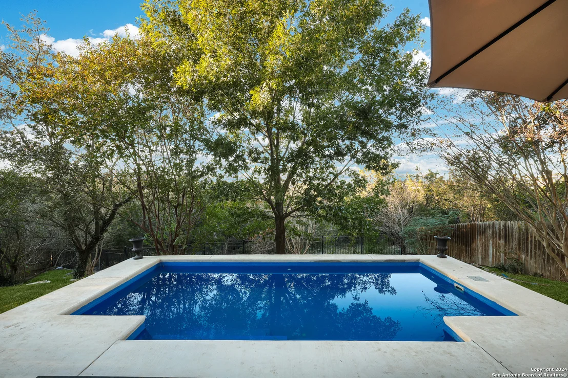 Photo of 3607 Sunset Cliff