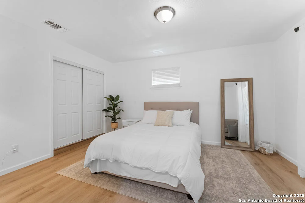 Photo of 338 TOMROB DR