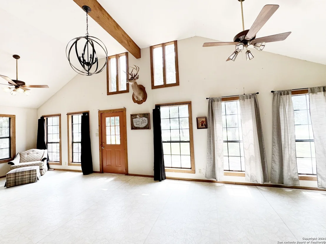 Photo of 102 McLendon