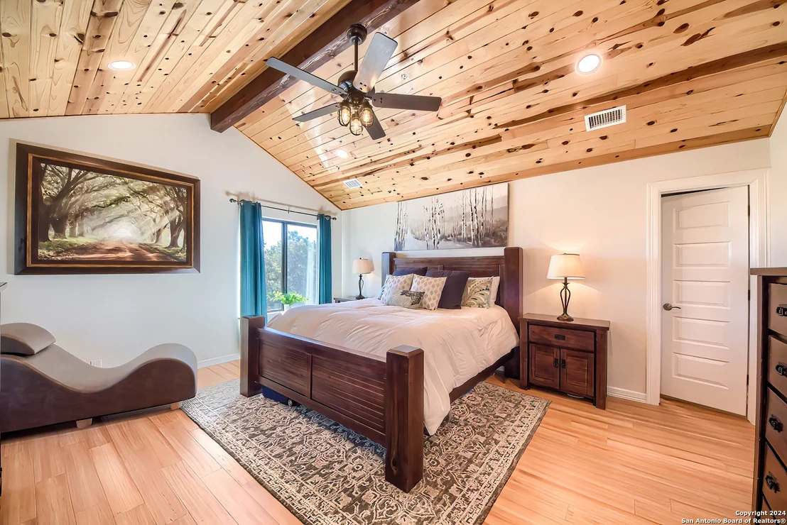 Photo of 7250 Pimlico
