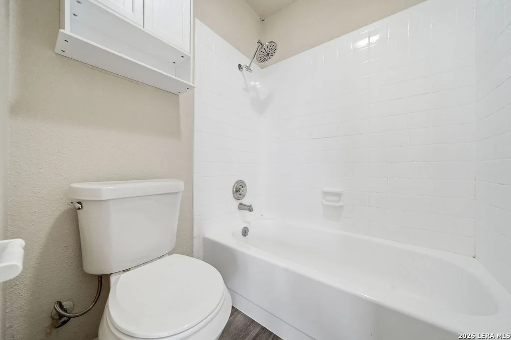 Photo of 6926 Montgomery Dr