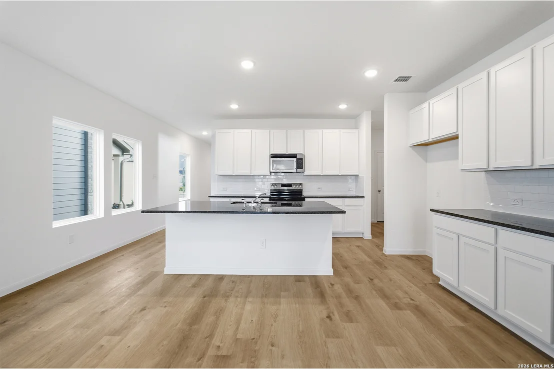 Photo of 11154 HOLLINGER CIR