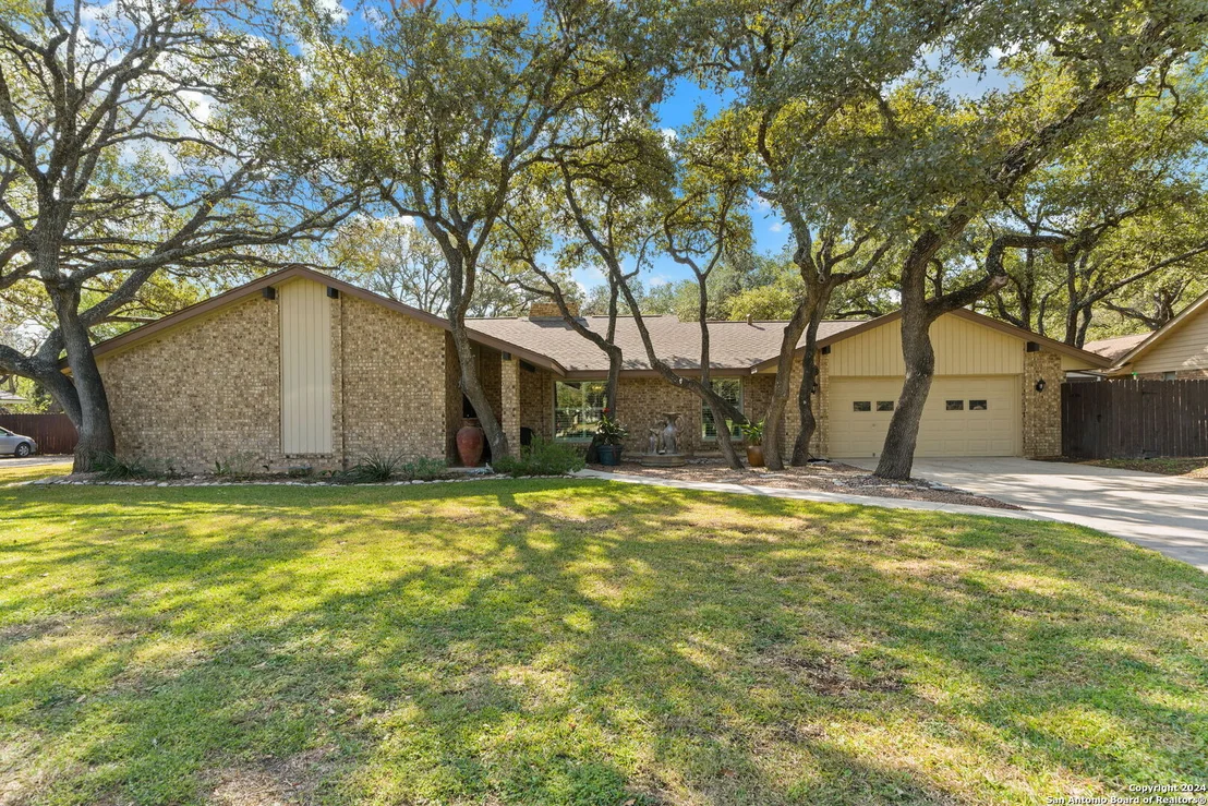 Photo of 140 GARRAPATA LN