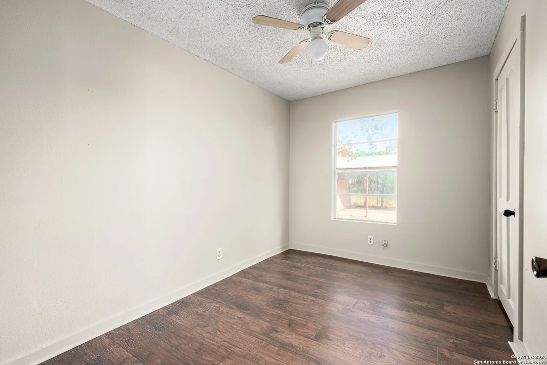 Photo of 412 W COKER AVE