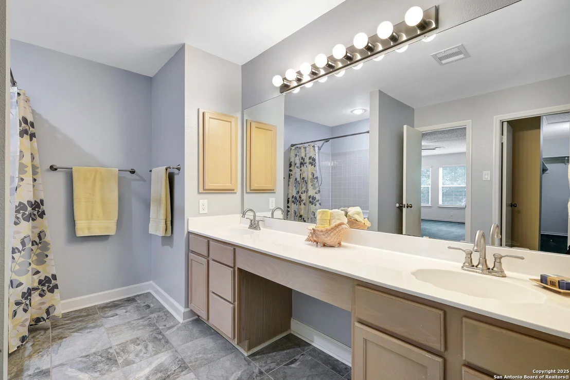 Photo of 9642 Elmstone