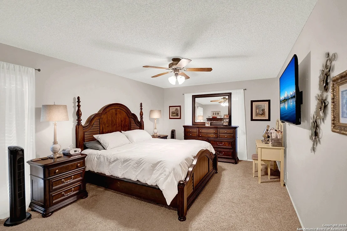 Photo of 121 SPYGLASS