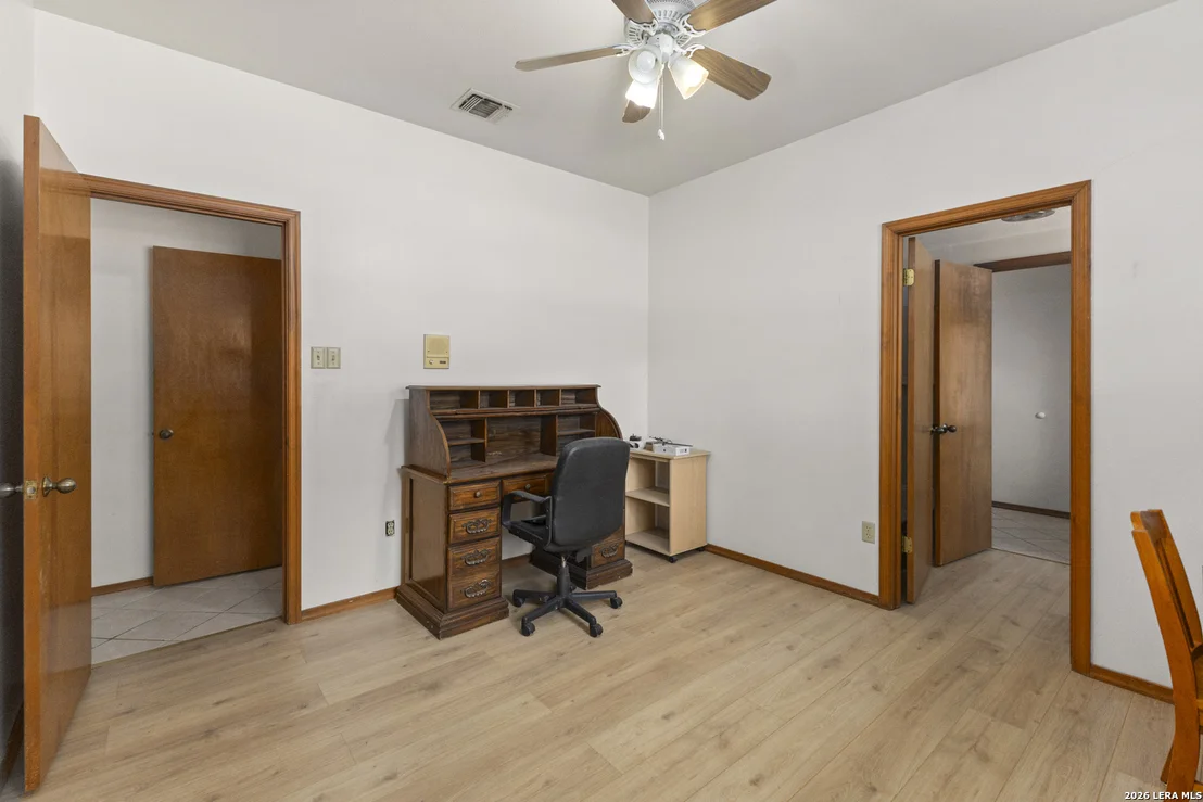 Photo of 165 SETTLERS CIR