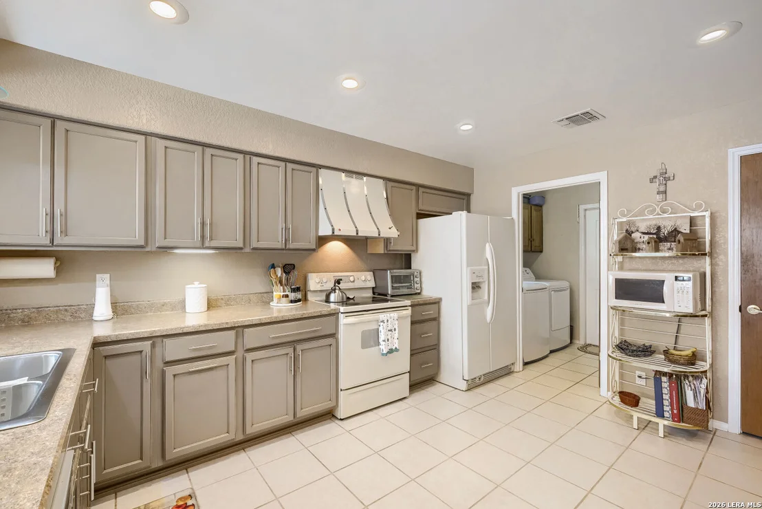 Photo of 1703 Ashley Cir