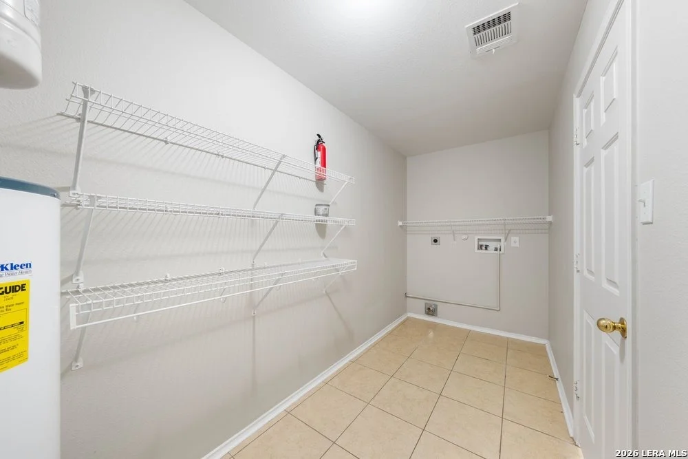 Photo of 7914 Cypress Crown