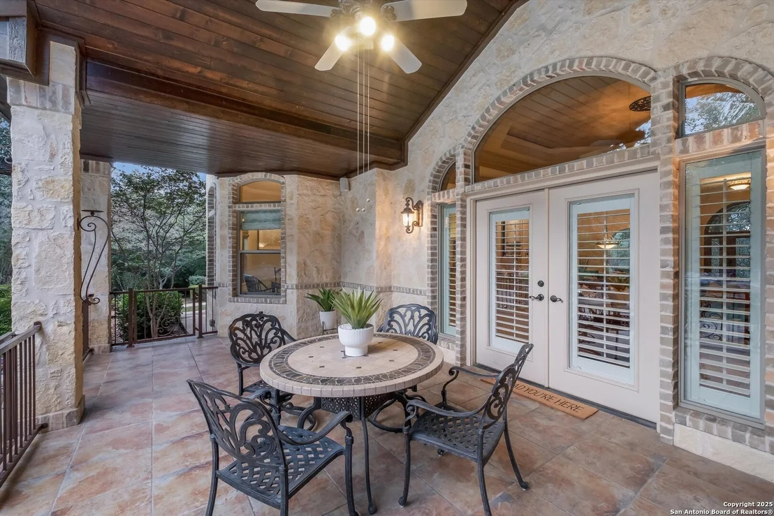 Photo of 15271 Chinquapin