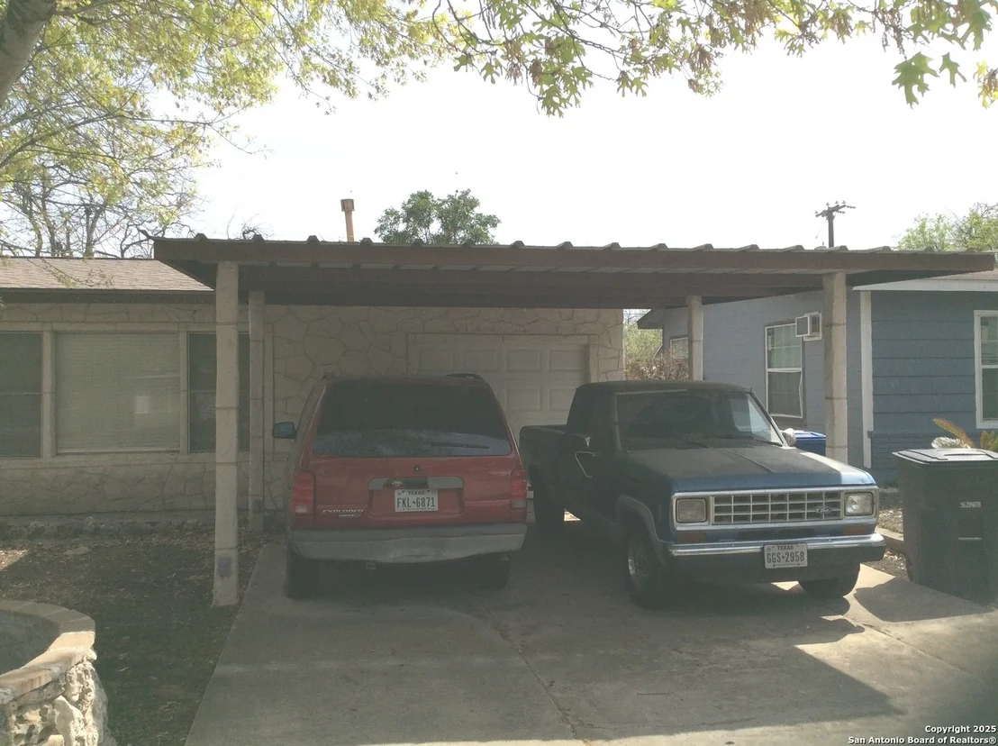 Photo of 206 Beryl