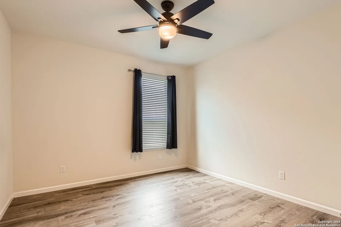 Photo of 2832 Klein Way