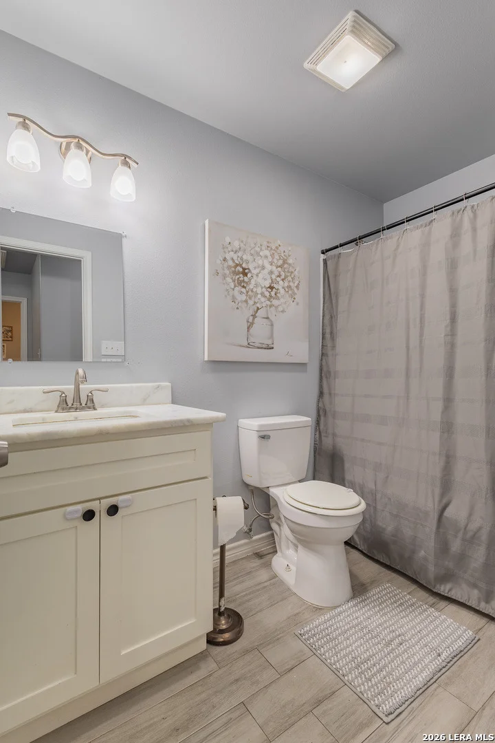 Photo of 2388 Oak Breeze Circle