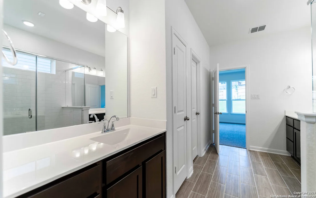 Photo of 4881 Knox View