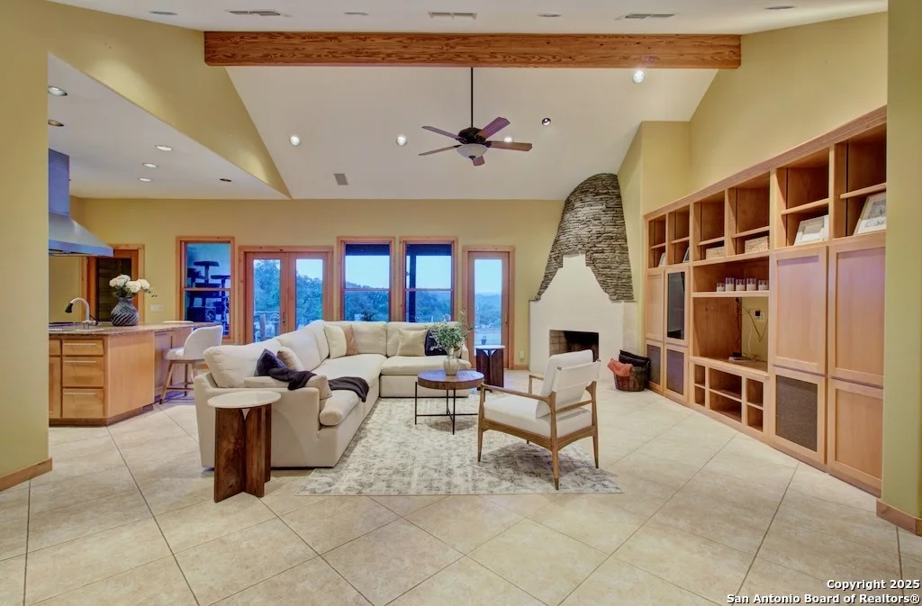 Photo of 555 CROOKED OAK DR
