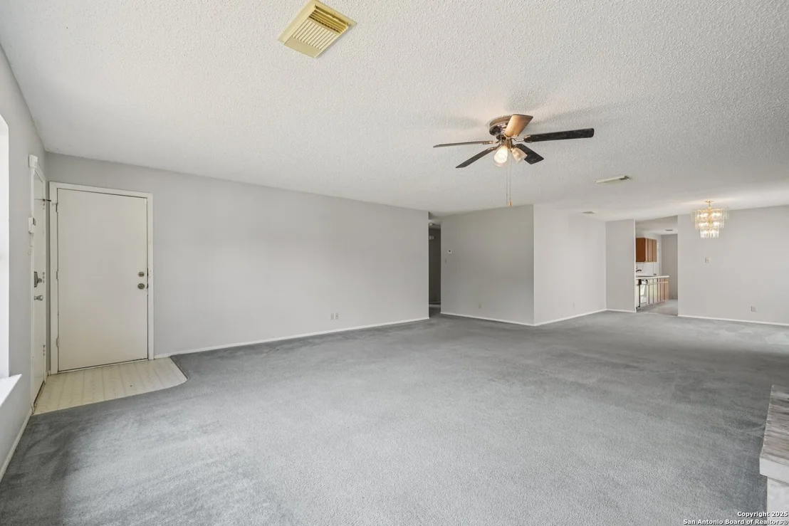Photo of 8343 Bent Meadow