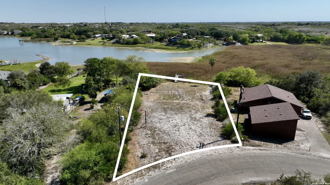 Photo of 781 Carmel Dr