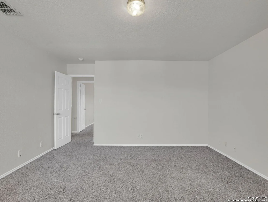 Photo of 2602 SKYBOUND
