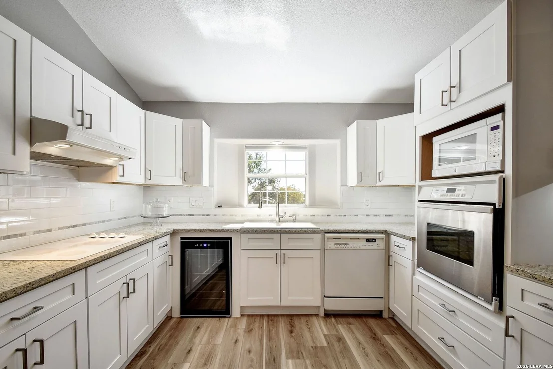Photo of 1265 BOB WHITE DR