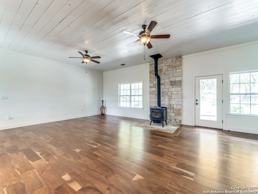 Photo of 2521 Bay Hill