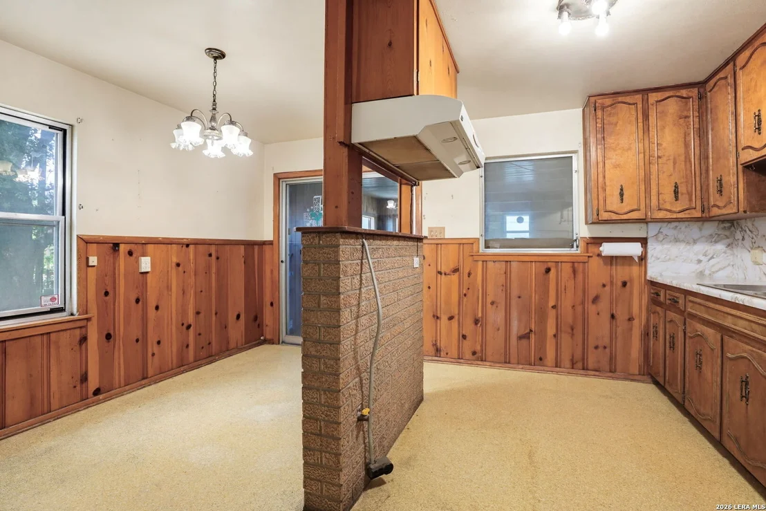 Photo of 610 PILGRIM DR