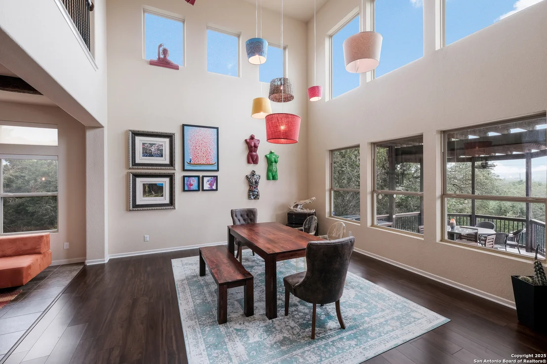 Photo of 25131 ESTANCIA CIR