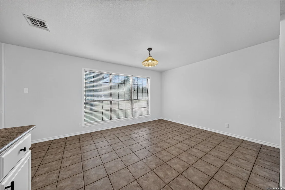 Photo of 1704 STRAIT LN