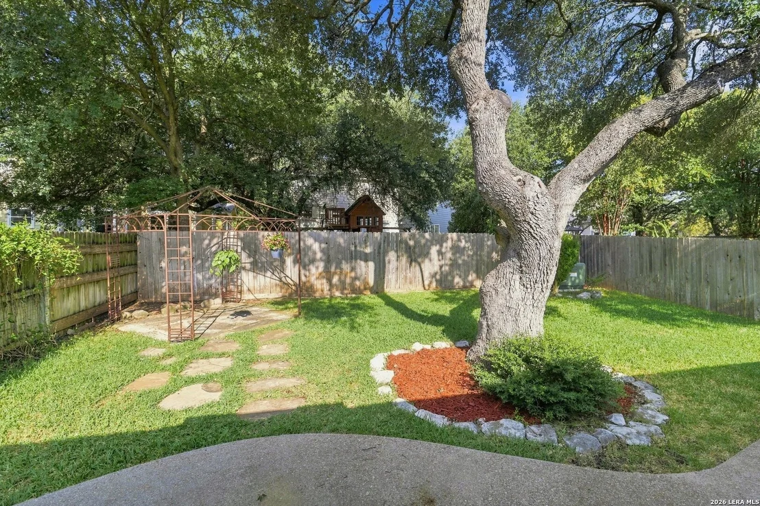 Photo of 20619 Gathering Oak