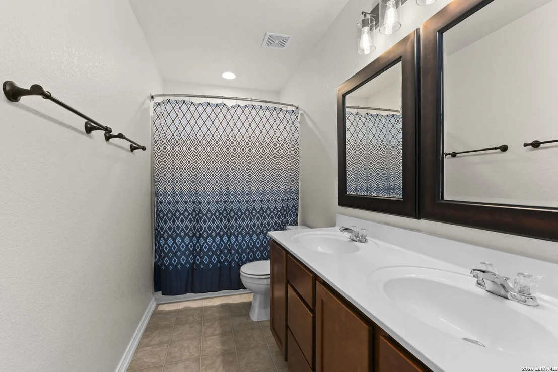 Photo of 228 Winding Riv