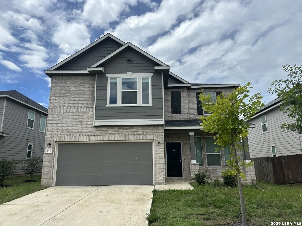 Photo of 440 Sunrise Park