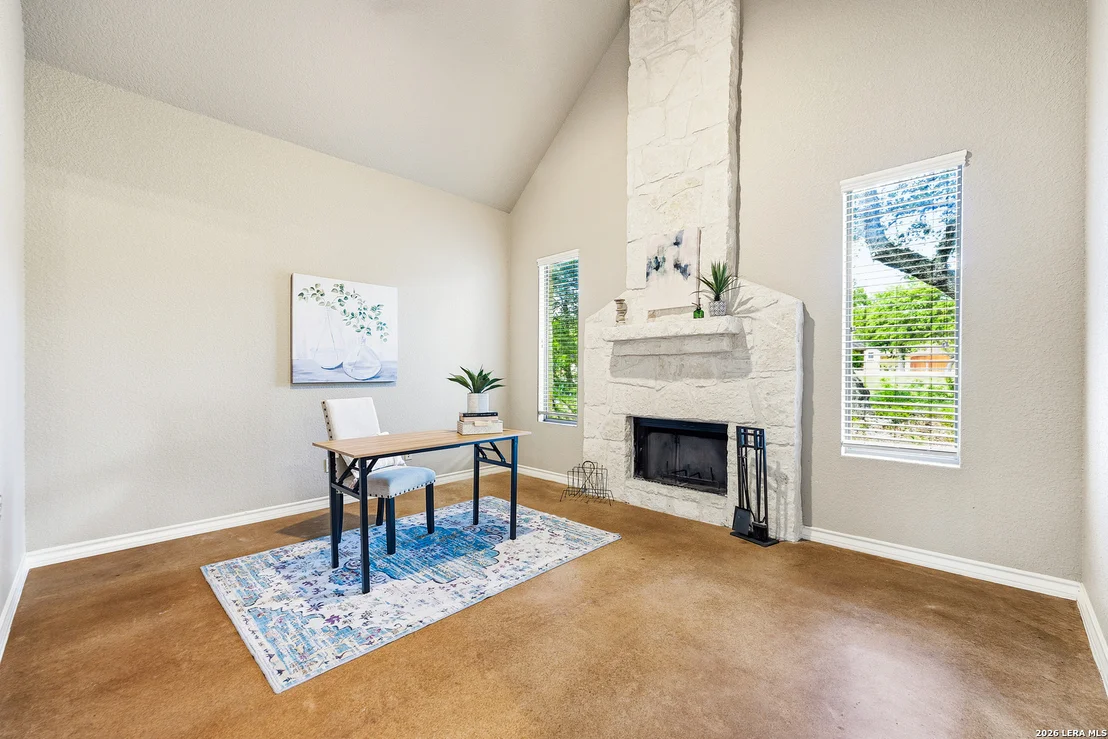 Photo of 541 Saxet Trail