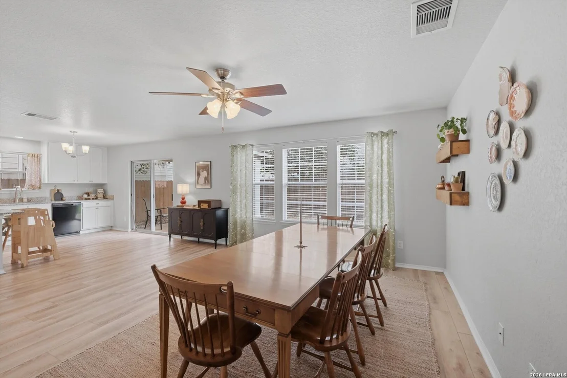 Photo of 406 Hampton Cove