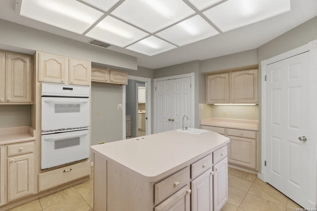 Photo of 292 Phillip Dr