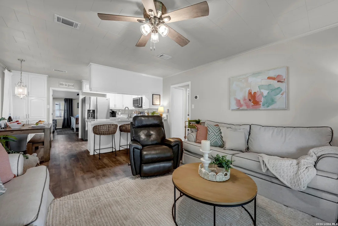 Photo of 301 Riverside Drive