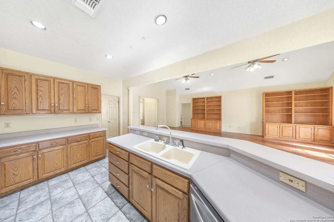 Photo of 3100 ROLLING OAKS DR