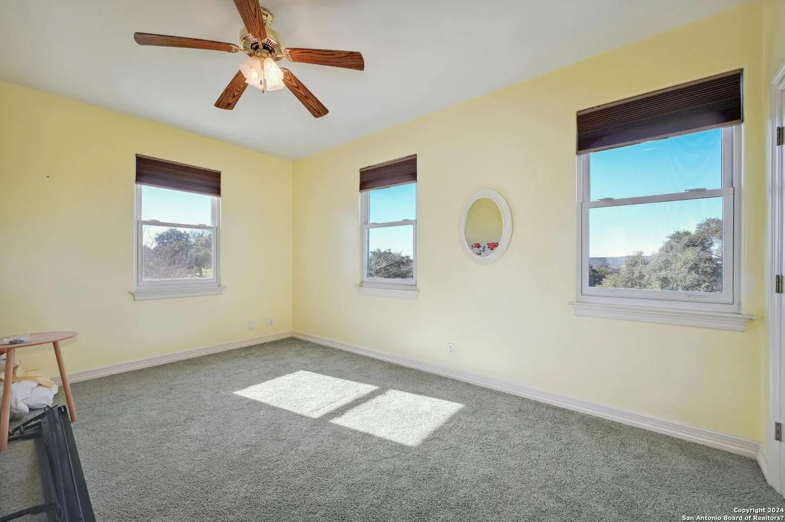 Photo of 1061 Cascade Trail