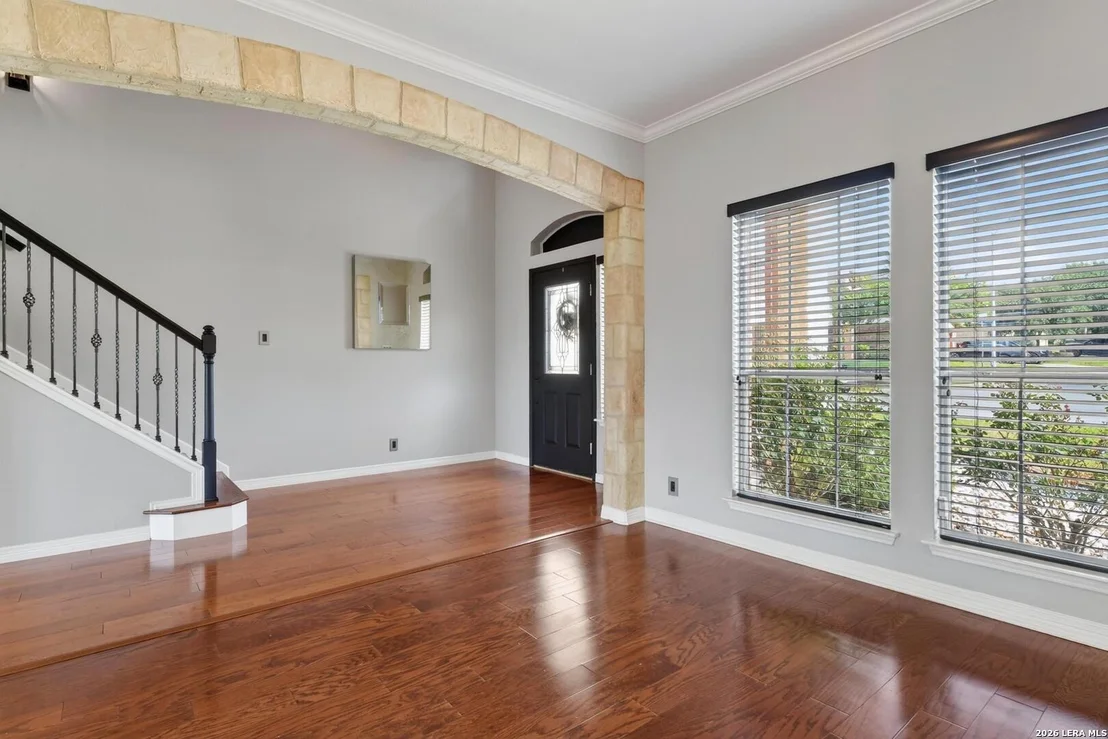 Photo of 8206 VALLEY WL