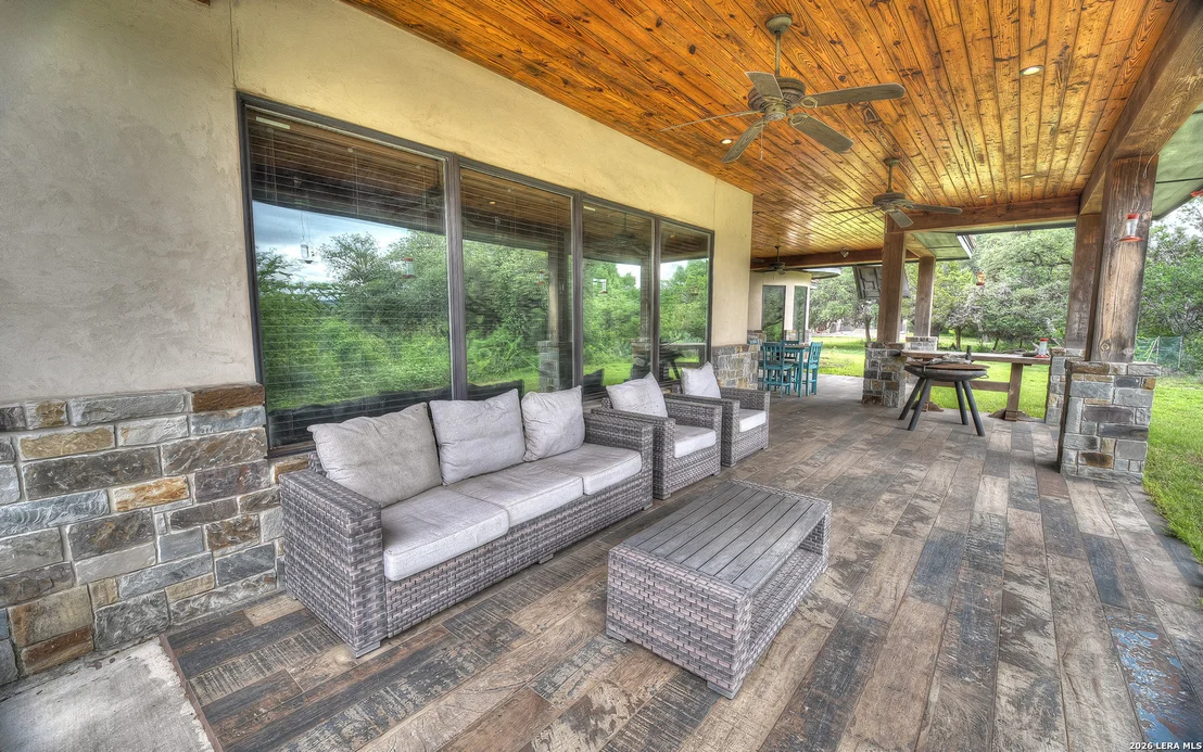 Photo of 200 Skippin Stone Ln