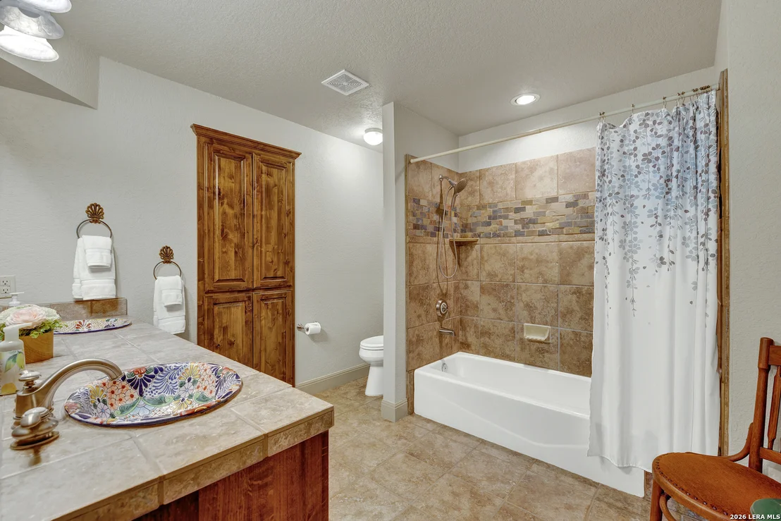 Photo of 435 NANCY DR