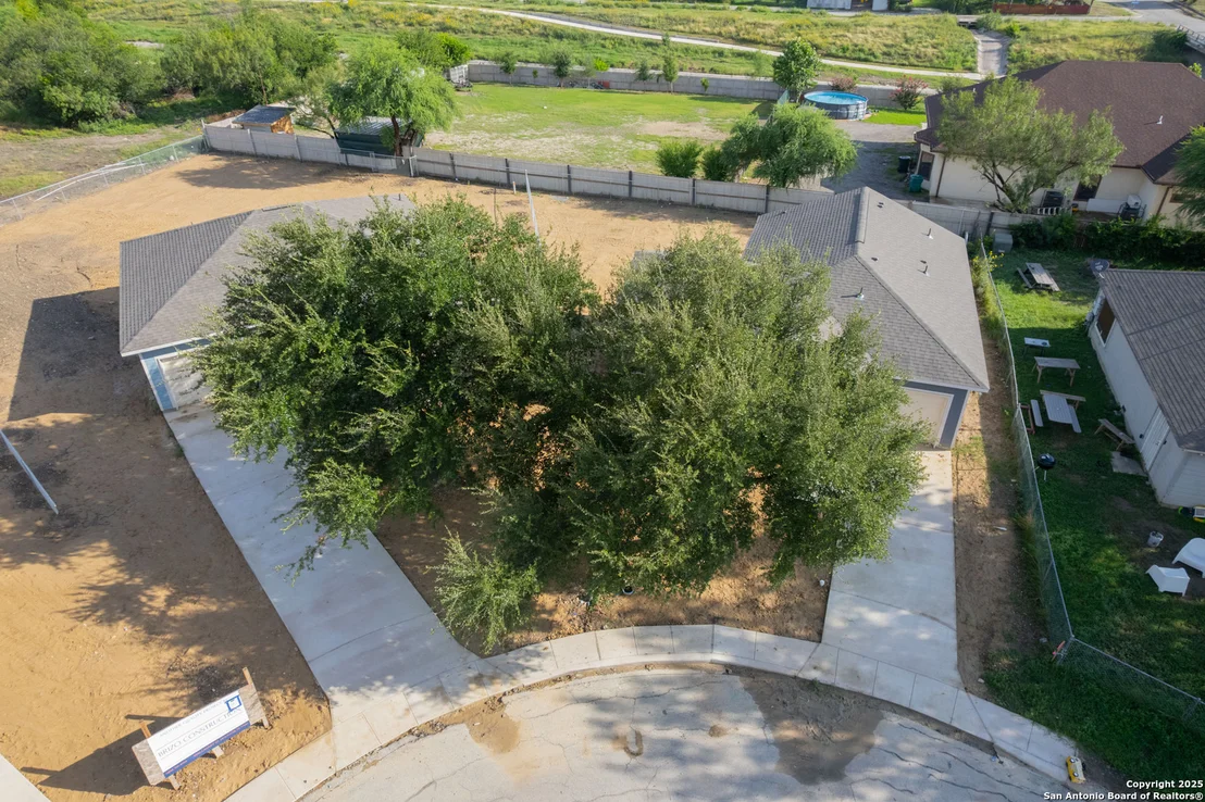Photo of 311 VILLA ROSA