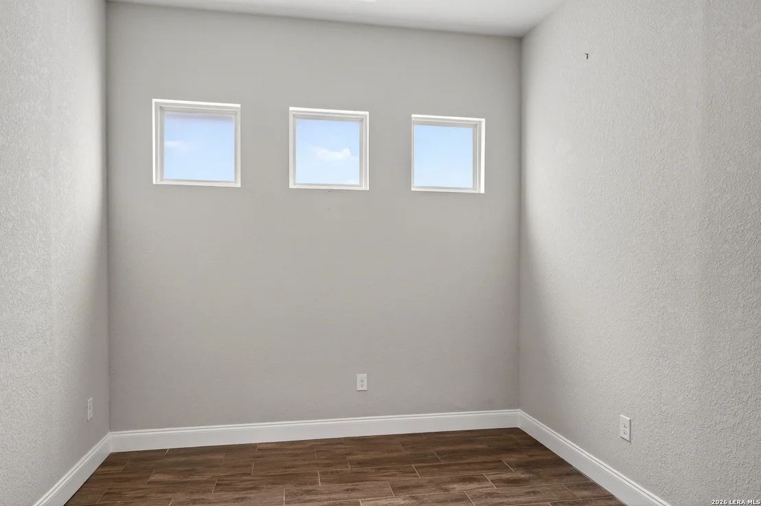Photo of 3219 BLENHEIM PARK