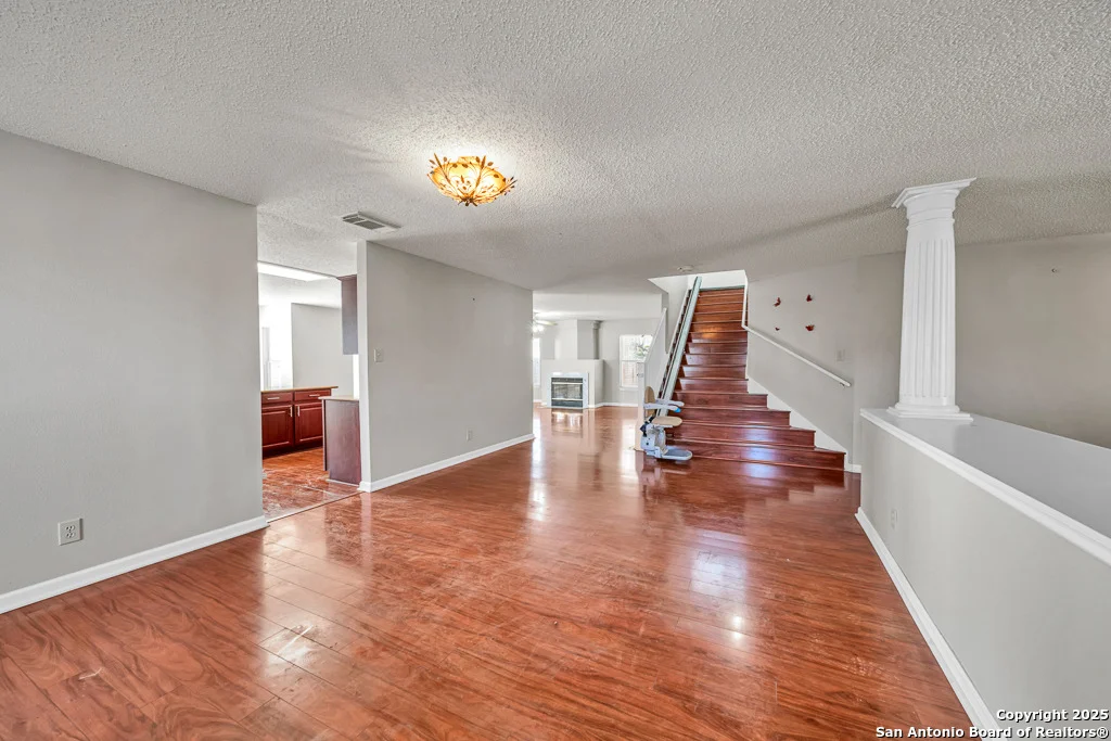 Photo of 7910 Dover Glade